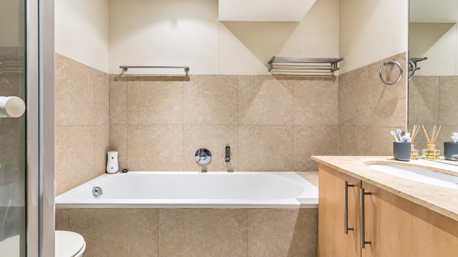 2 Bedroom Property for Sale in Cape Town City Centre Western Cape